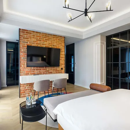 Mercure Fabryczna 4*