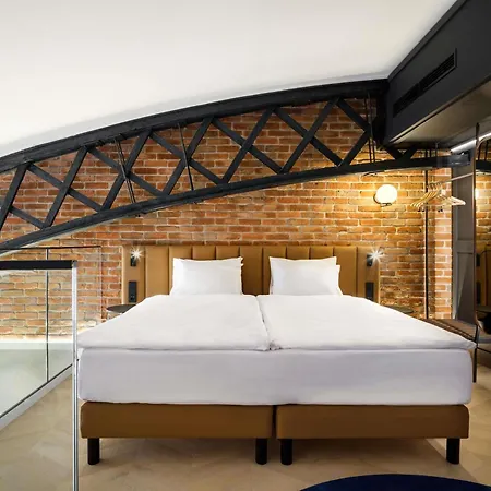 Ξενοδοχείο Mercure Fabryczna 4*