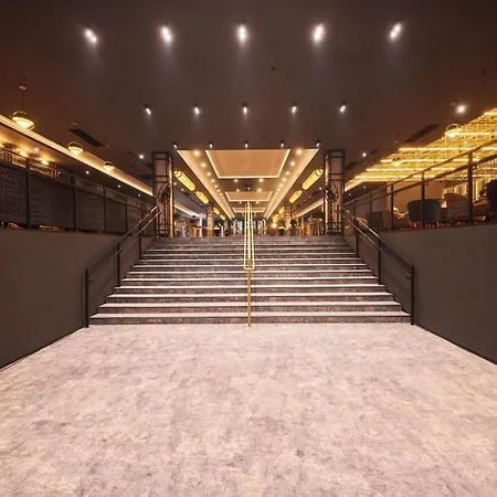 Hotel Mercure Fabryczna 4*