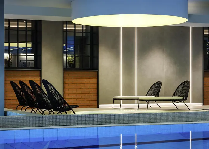 Mercure Fabryczna 4*