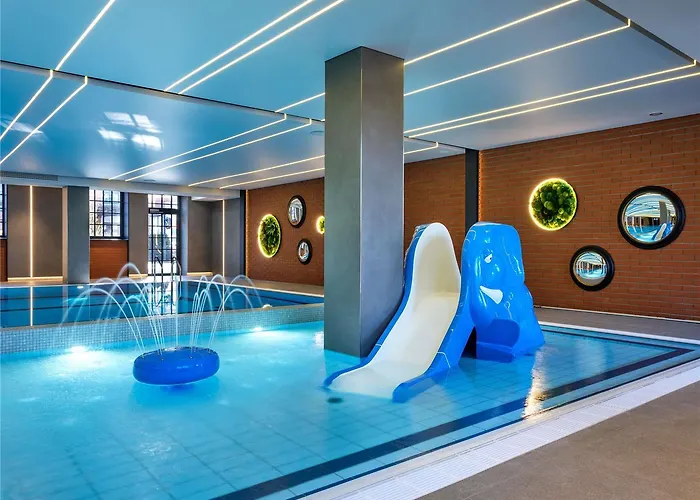 Mercure Fabryczna Hotel 4*