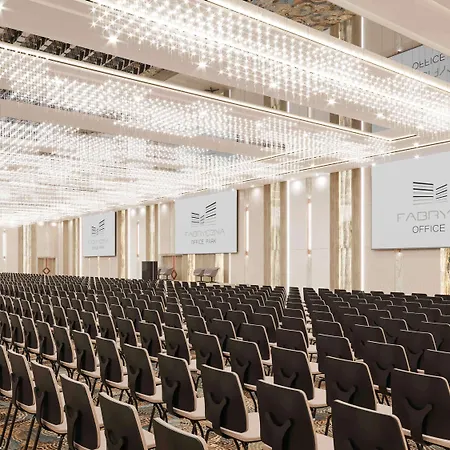 Hotel Mercure Fabryczna 4*