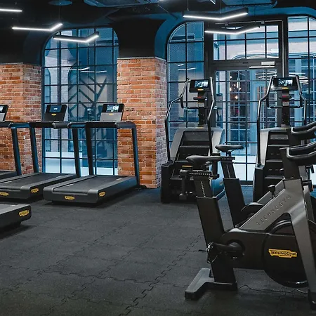 Mercure Fabryczna فندق 4*