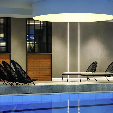 Mercure Fabryczna 4*