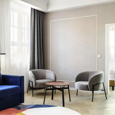 Mercure Fabryczna 4*