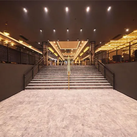 فندق Mercure Fabryczna 4*