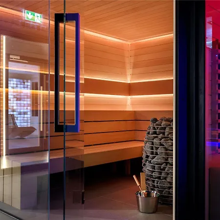 فندق Mercure Fabryczna 4*
