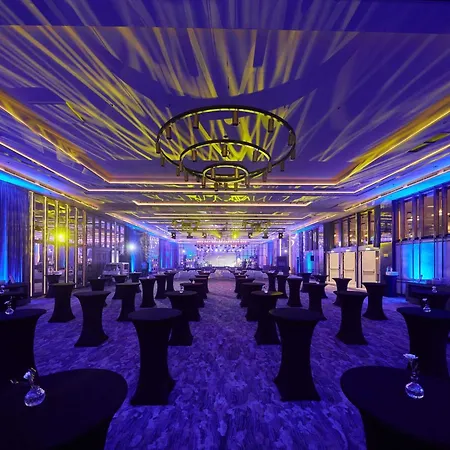Hotel Mercure Fabryczna 4*