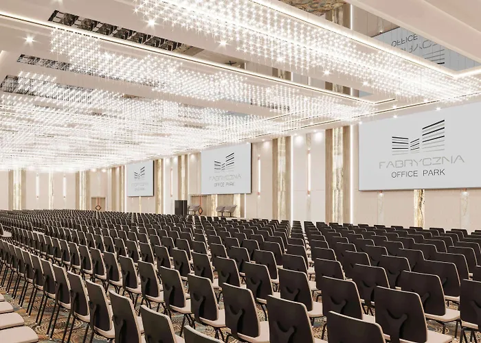 ホテル Mercure Fabryczna 4*