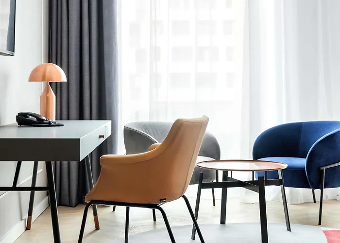 ホテル Mercure Fabryczna 4*