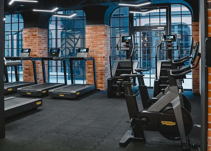 Mercure Fabryczna ホテル 4*