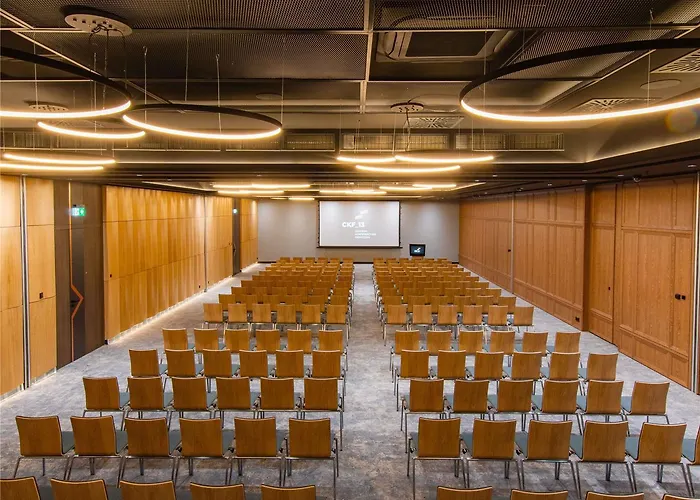 Mercure Fabryczna Otel 4*