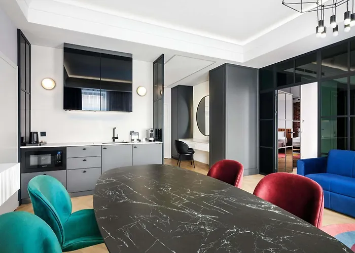 Mercure Fabryczna Otel 4*