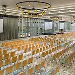 Mercure Fabryczna Hotel 4*
